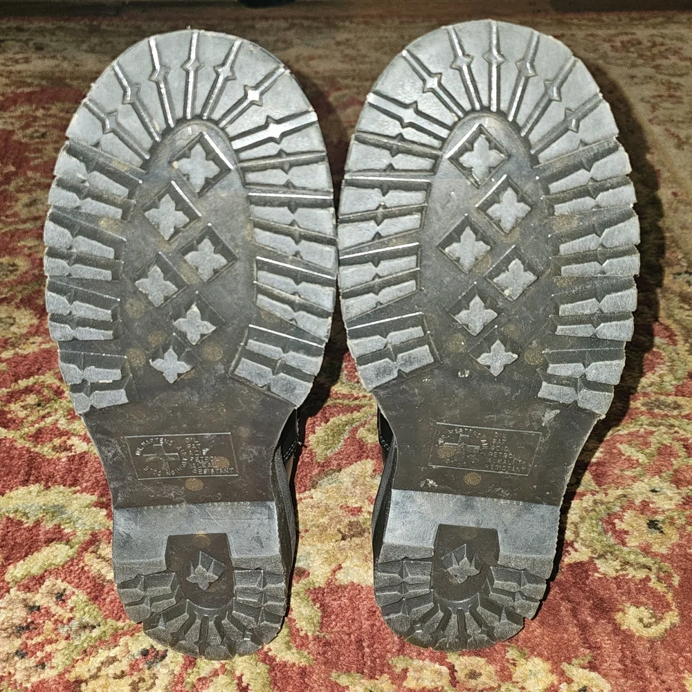 Dr. Martens 2976 Platform Boots - Picture 5 of 5